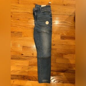 Old navy rockstar mid-rise jeans NWT